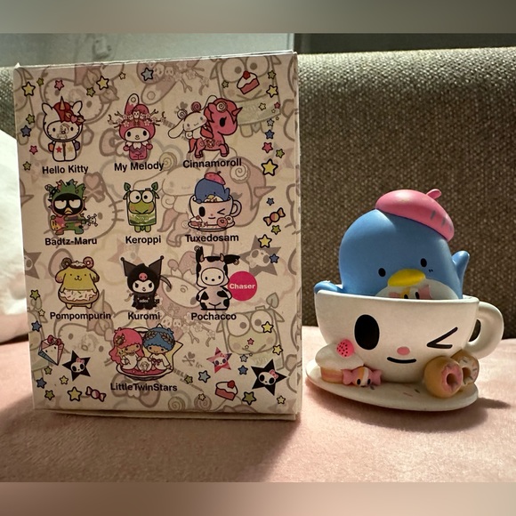 tokidoki x Hello Kitty and Friends Blind Box ~ Tuxedosam - Picture 2 of 4